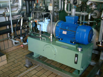 Hydraulic system in a chemical plant